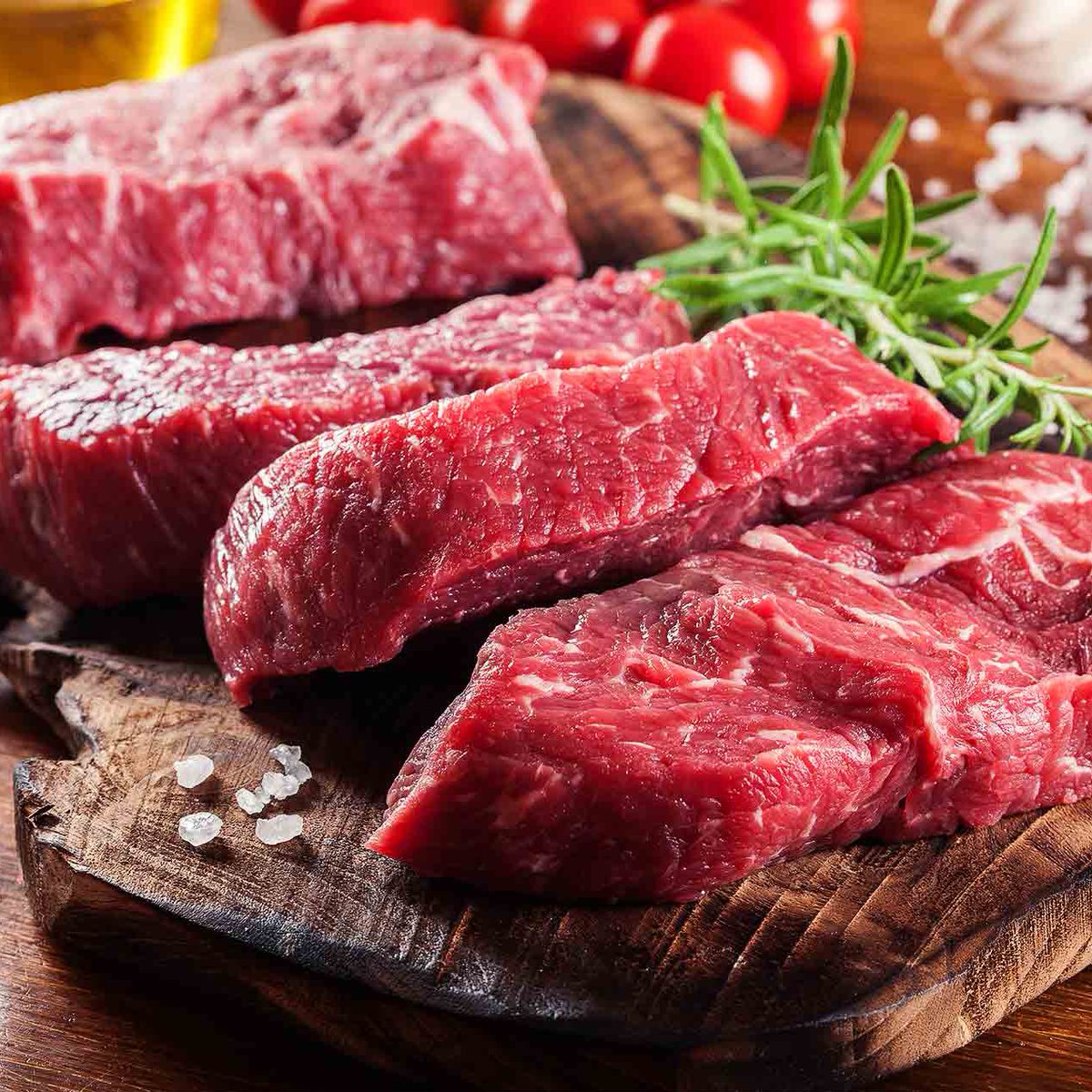 choquei's tweet photo. 🚨BRASIL: Consumo de carne bovina volta a crescer em 2023 após 5 anos de queda. https://t.co/5aAmT5tXF1