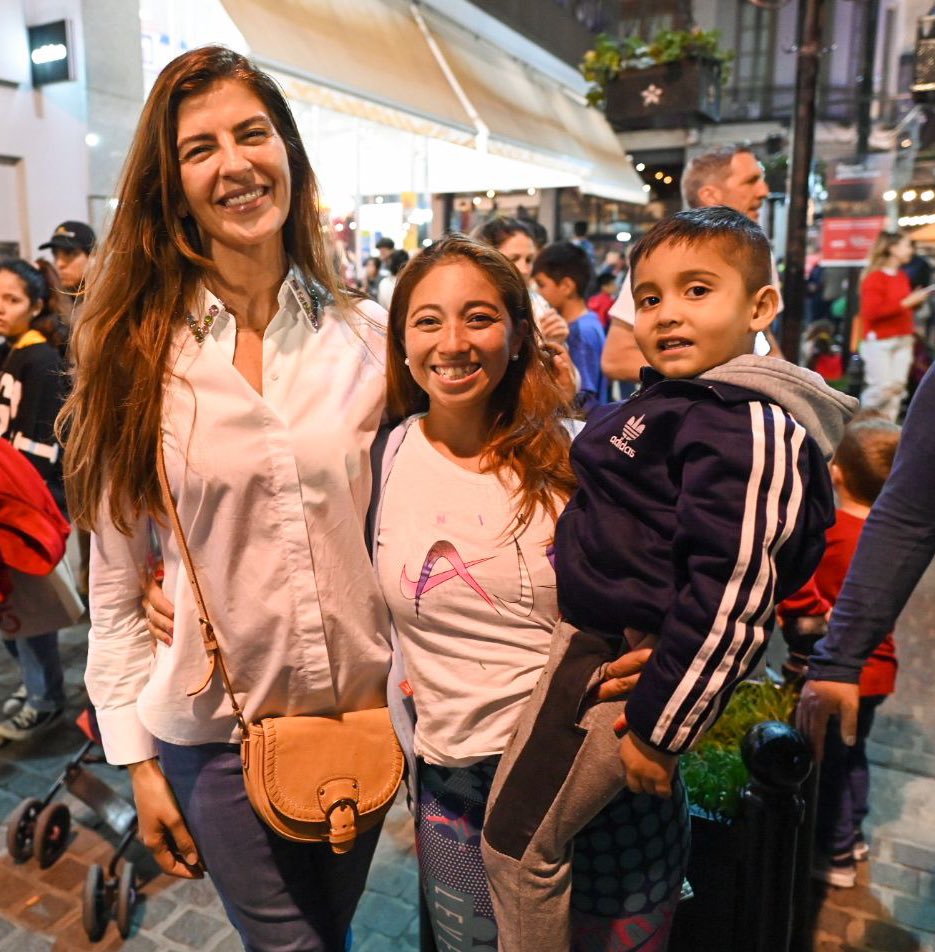 RomeroBettina's tweet photo. Es clara y firme nuestra decisión de: 
✅apoyar y potenciar los Comercios a Cielo Abierto 
✅ recuperar nuestro centro para el beneficio de todos los salteños. 

Los resultados están a la vista 👏🏼
#EstamosHaciendo #Salta https://t.co/ZHOu0AZkGP