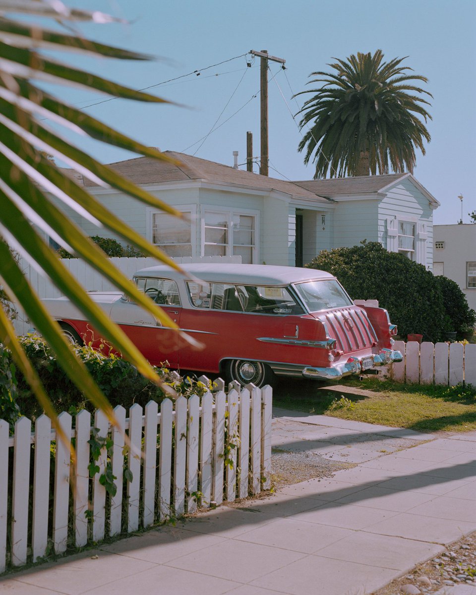 dinokuznik's tweet photo. Vintage ladies I met, road tripping the USA https://t.co/BvcWC7Jp58