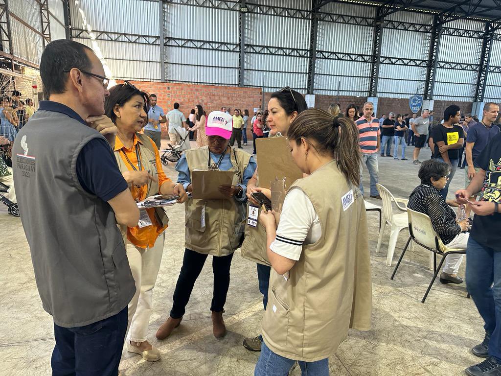 📍Ruta 2 de la Misión de Observación AMEA en locales de votación en Asunción - #Paraguay 🇵🇾 #MónicaSoto #RosaPérez <a href="/KarenGuandique/">Karen Guandique</a> <a href="/yolimacarrillop/">I. Yolima Carrillo Pérez</a> @AnaMarcelaParedes #EleccionesPy2023