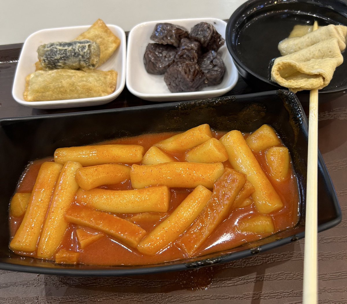 떡볶이 드세요