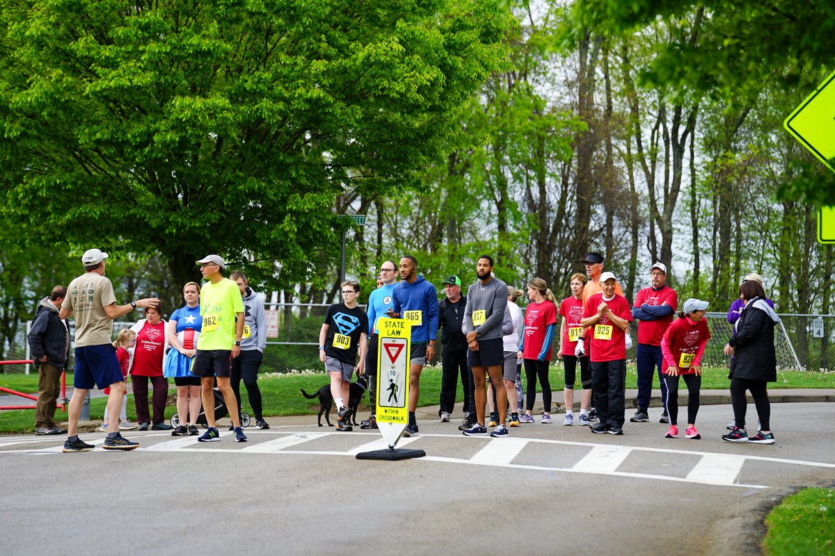 AIU_SpecEdDiv's tweet image. Plenty of fun at the Sunrise Superhero 5K today! Thanks to everyone who turned out! 🦸🏃