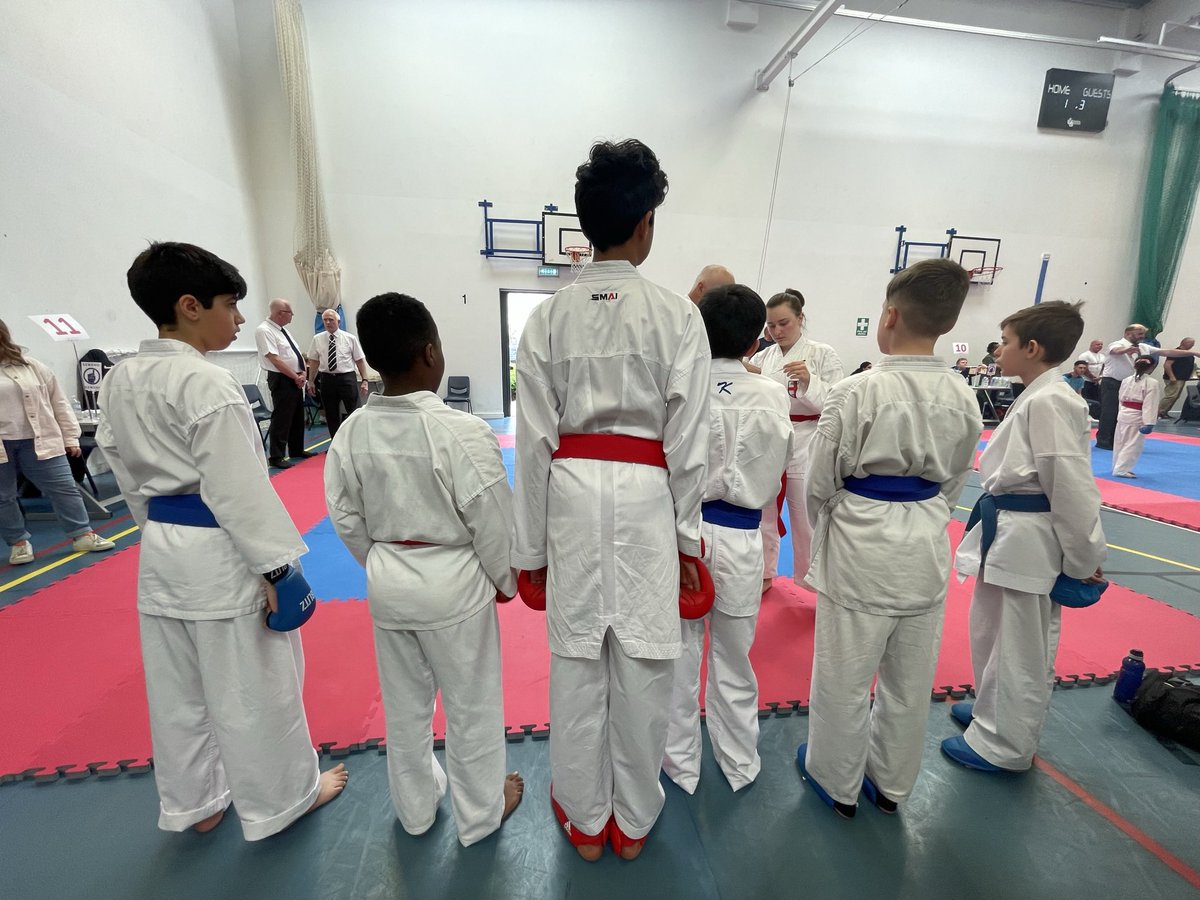 dblckmn's tweet image. Another Karate Tournament Today. Great performance from Lil’Man and wonderful sportsmanship on display. Coming back stronger next time…💪🏾🥋🥊✅ #notoveryet #keepsgettingbetter #kidskarate