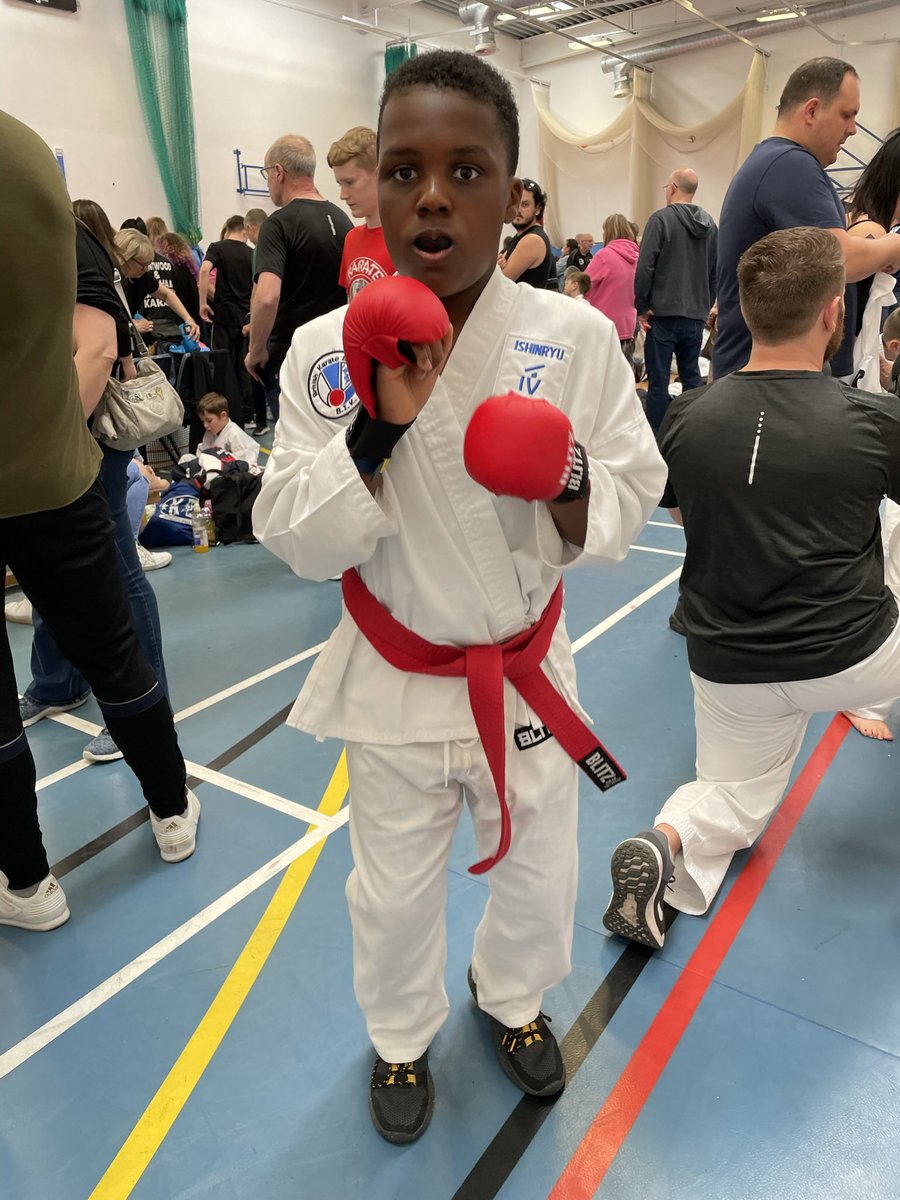 dblckmn's tweet image. Another Karate Tournament Today. Great performance from Lil’Man and wonderful sportsmanship on display. Coming back stronger next time…💪🏾🥋🥊✅ #notoveryet #keepsgettingbetter #kidskarate