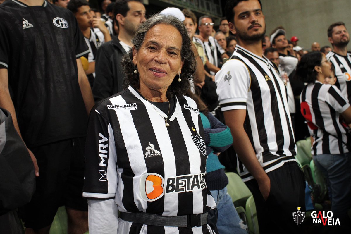 Essa torcida 😍🐔🖤