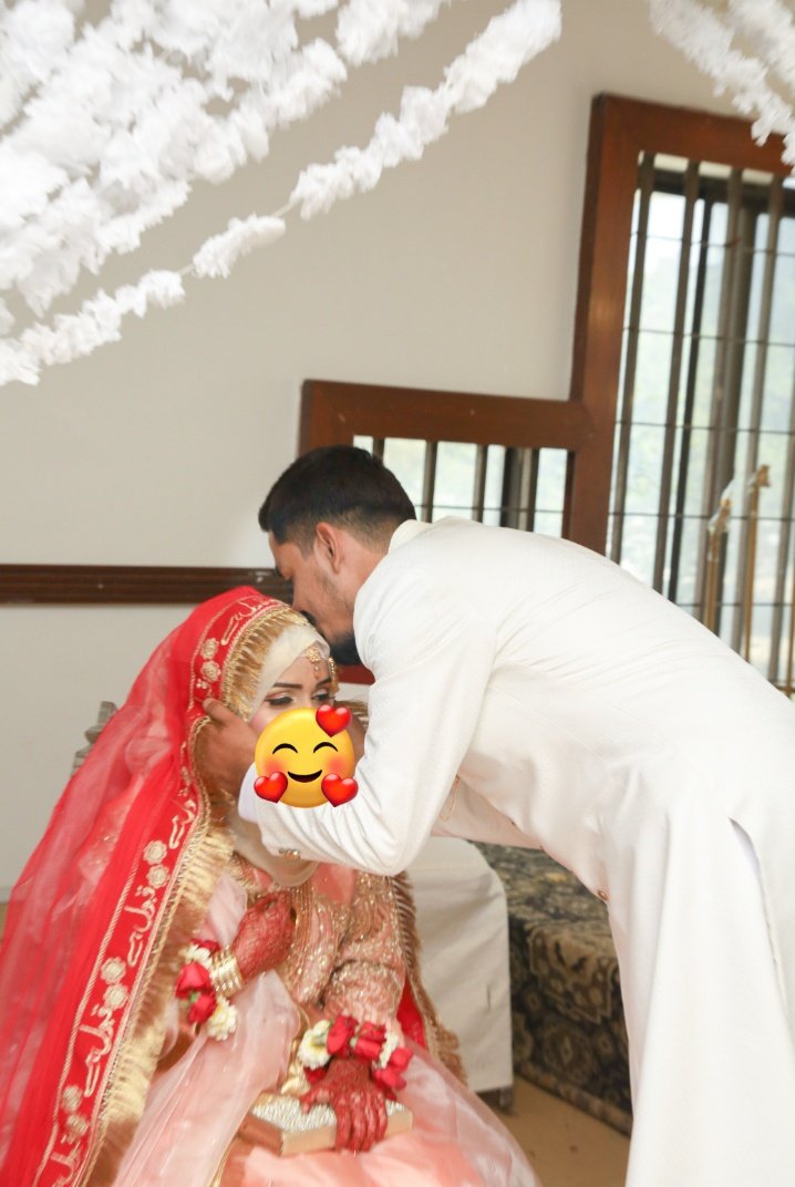 Ambo0107's tweet photo. And we created you in pairs
 فَبِأَيِّ آلاءِ رَبِّكُمَا تُكَذِّبَانِ
#allhamdulillah
#nikkahfied❤️ https://t.co/UvjGtqic4e