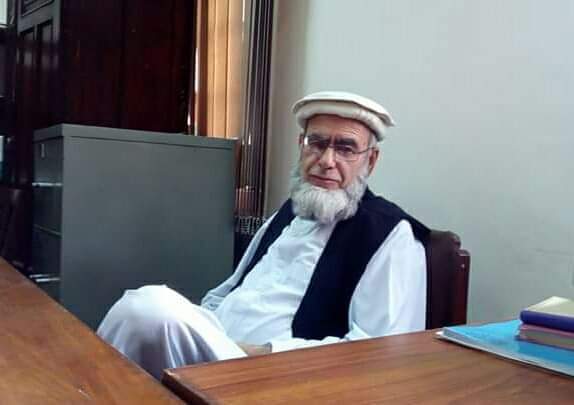 ICUTA_Peshawar's tweet photo. ٹیچنگ سٹاف ایسوسیشن اسلامیہ کالج پشاور، پروفیسر (ریٹائرڈ) شیدا محمد کاکاخیل کے وفات پر افسردگی کا اظہار کرتی ہے اور مرحوم کے درجات کی بلندی کے لیے خدا سے دعا گو ہے۔ مرحوم اسلامیہ کالج پشاور میں اردو کے استاد رہے تھ، اور ایک لمبا عرصہ اس ادارے سے منسلک رہے تھے۔ https://t.co/rTAaSKnXM1