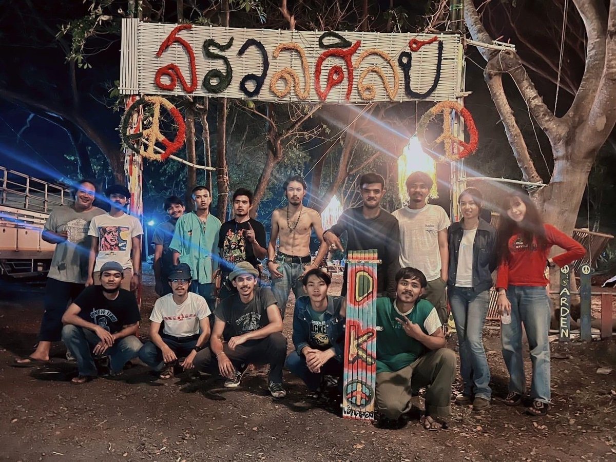tantophi3nd's tweet photo. 30% of the proceeds from each piece sold will go to @drawfin_nft to support Khlong 16 community in art and music. To generate income and to be a supplementary occupation for the people in the community.
#XPRTZLIFE #Drawfin https://t.co/tCyaHOJNYo