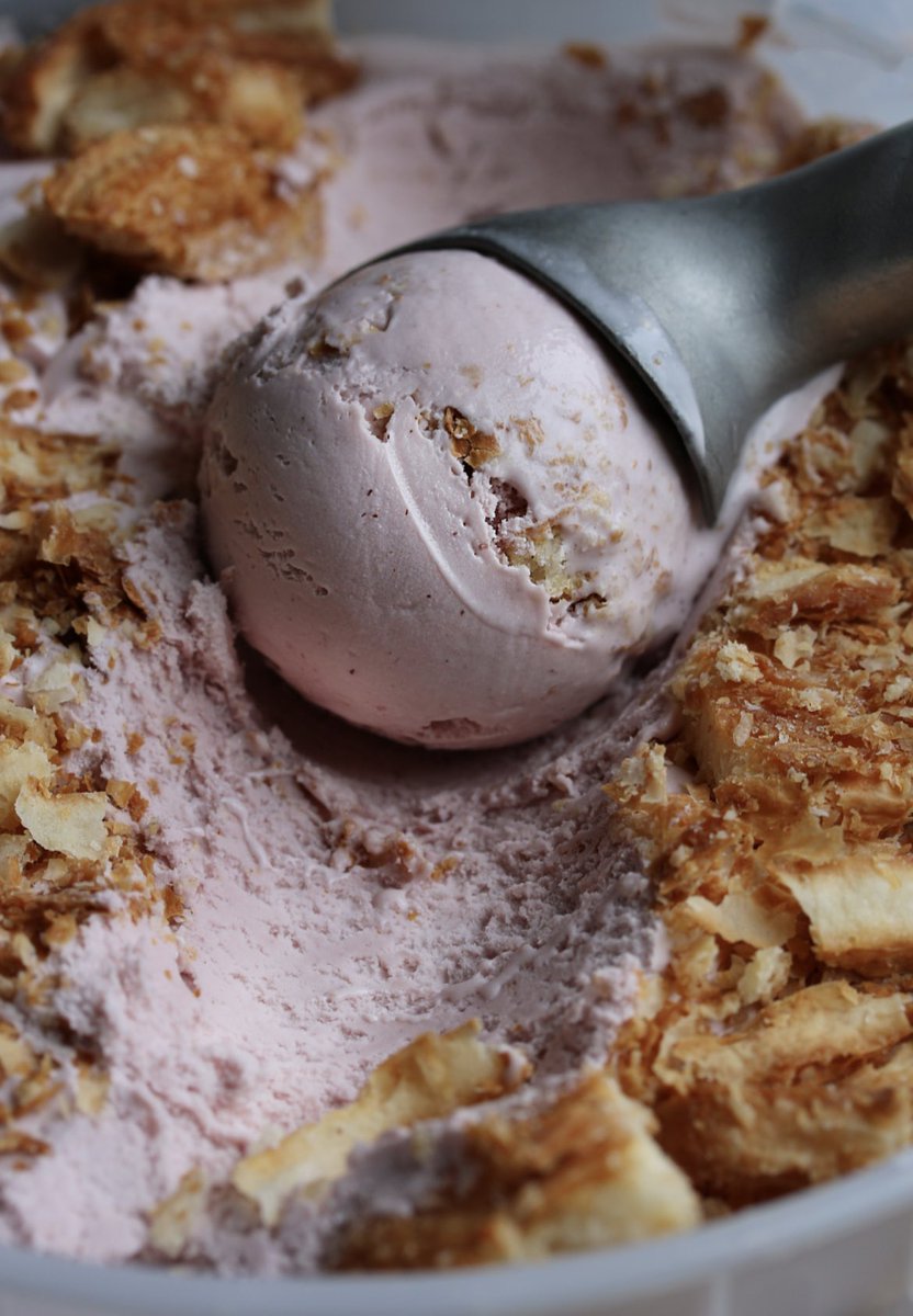 humphryslocombe tweet media