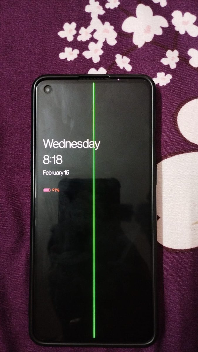 itsdinesh107's tweet image. My OnePlus 9r mobile before and after green line issue 
I got a free screen replacement from OnePlus.. almost all OnePlus 8/9 series users are facing this issue. Let me help you
Dm me if your mobile is under warranty to know the process
#oneplus #oneplusscreen