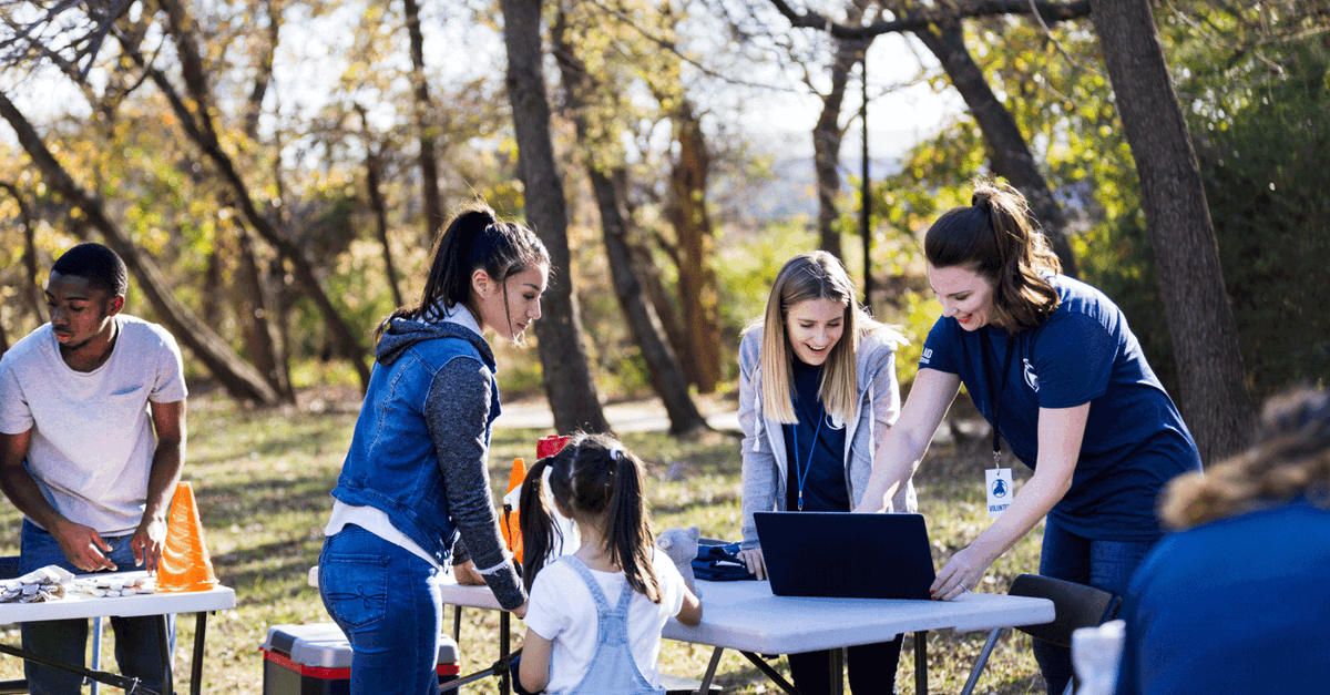 Microsoft's tweet photo. AI + nonprofits = cost savings, increased productivity, and higher impact. 📈 

Learn how our new era of AI innovations can help nonprofits accelerate their missions: https://t.co/CMN1Y1xDXq