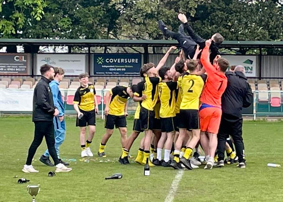 DevelopmentCCFC's tweet photo. 🏆 A few photos of our U18s league celebrations  🏆

#UpTheChi 🟢⚪️ https://t.co/FUGIBKTjuk