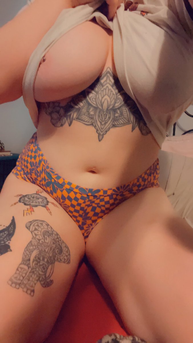 mladypersephone's tweet photo. Receive a nude and a lewd when you donate $5 or more to Koopa Troopas Care!! Let’s get this girl the care she needs!! 
$RainbowRescueRetreat
@disallusioned12 
https://t.co/a6qKon5izI

#nsfwtwt #nsfwtwtًًًٌٌٍِّْ  #bigbooba #btggf #redhead #bustynatural #piercednipples #tattedgirls https://t.co/2V6pJx6JBy