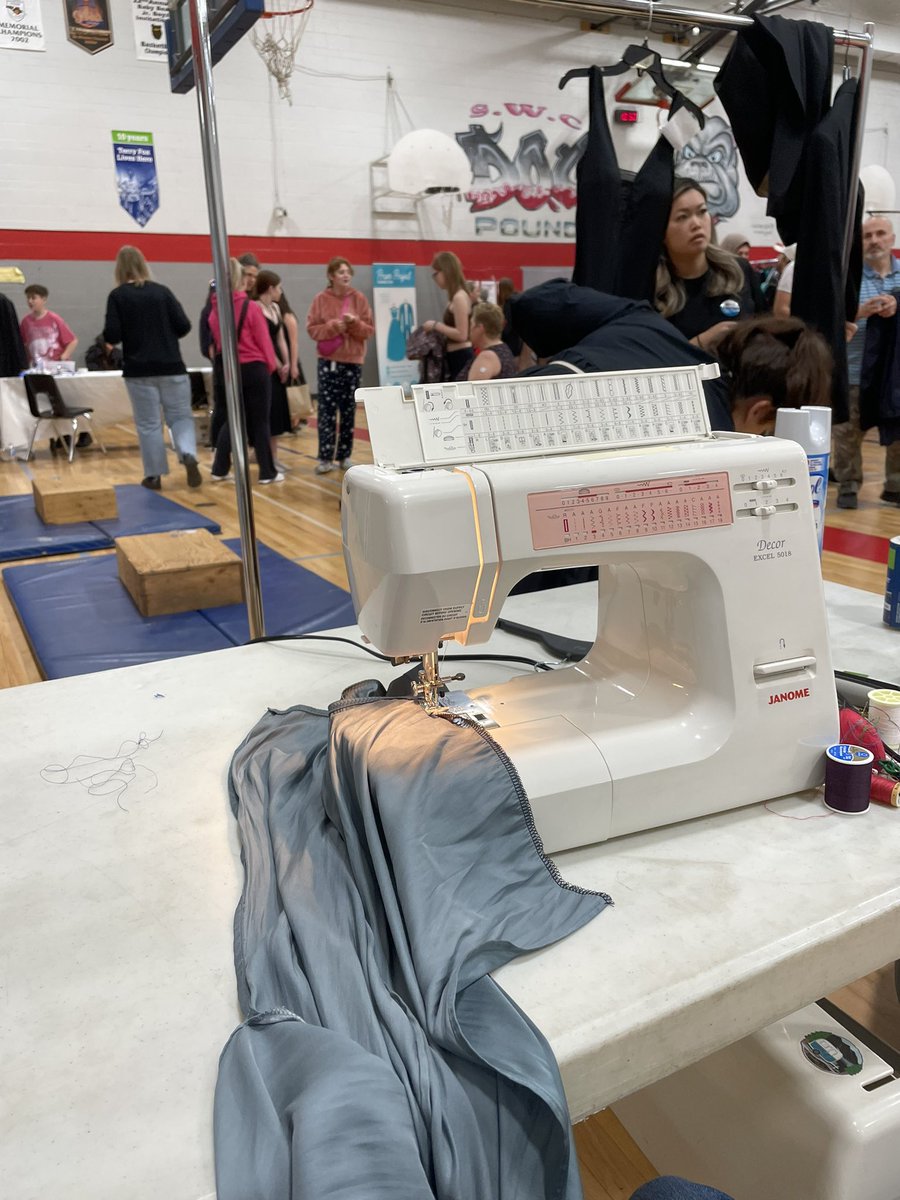 Had a lot of fun seeing students I taught at <a href="/BennettoStrong/">Bennetto Elementary School</a> and <a href="/Memorial_HWDSB/">Memorial Elementary School</a> yesterday pick out some amazing formal wear <a href="/PromProjectHam/">Prom Project Hamilton</a> - even got to help them with some alterations.