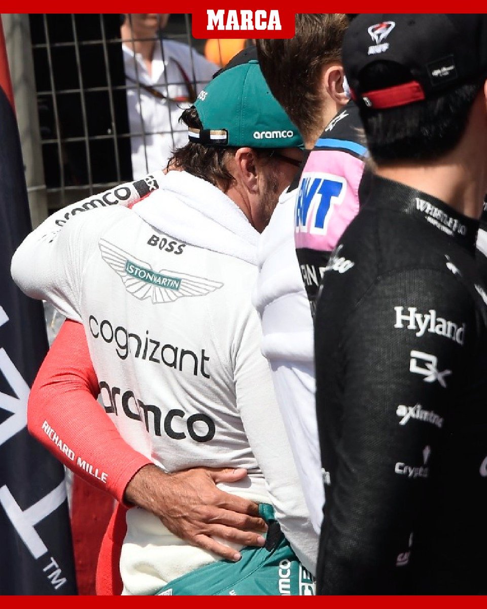 FormulaDirecta's tweet photo. 🤝 Fernando Alonso, sobre Carlos Sainz:: "Hemos hablado antes del himno (justo antes de la carrera) y todo está bien".

👉  "A veces pasan cosas así. Cuando ves el vídeo era menos de lo que yo pensaba ayer, todo está bien".

💚 "En un mal fin de semana de Aston Martin luchamos por el podio contra el mejor fin de semana de Ferrari, que hicieron la pole. Buenas noticias".

[@marca]

#F1 #AzerbaijanGP 🇦🇿