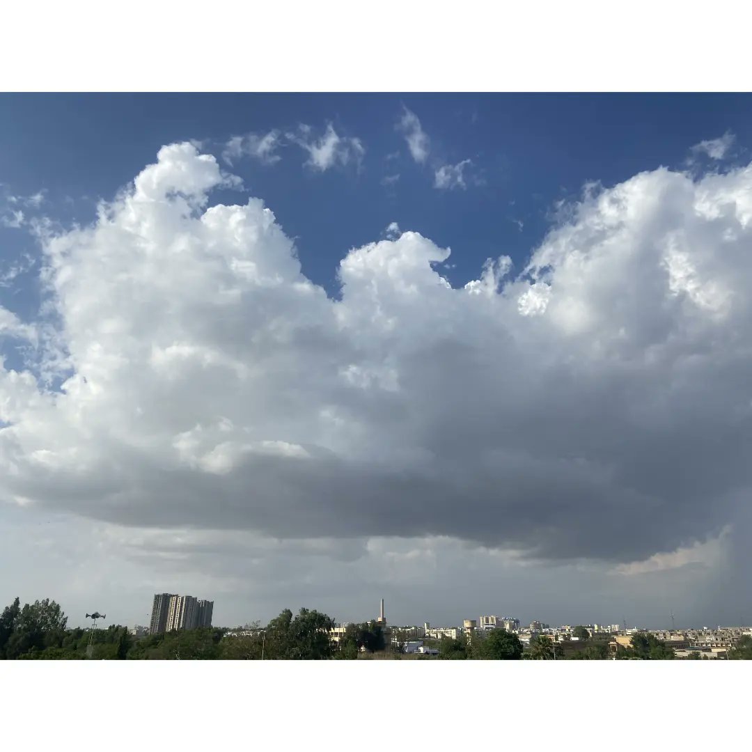 HusnaNaeem7's tweet photo. "Life is like a rainbow, you need both the sun and the rain to make its colors appear." -🌈✨
#photographybyhusna 

•
•
•
•
•

#viral #explorepage #love #like #follow #instagood #dawndotcom #photography  #viralpost #model #cute #beautyofsky #rainbow #Twitter #explore https://t.co/4th0DpvkxZ