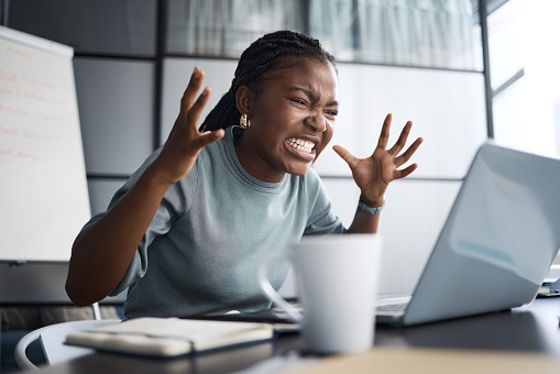 TheCodingGuy2's tweet image. When you finally fix that pesky bug after hours of debugging...
...until the next bug shows up.#
#programmingstruggles #codenewbies #studentsuccess #programmingmemes #debugginghell #codinghumor #code #programming #memes