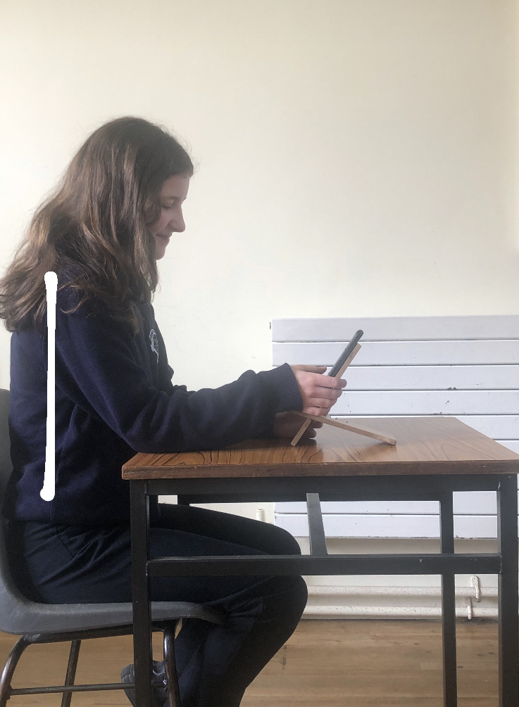 modernposture23's tweet photo. The impact of using our phone stand on your spine and posture versus without....what a difference. Contact us today for your order of our phone stand only €9.99 @StudentEntProg @KerrySEP @PresCisland #studententerprise #modernposture #phonestand #sustainability #backpain https://t.co/heQE1IYUGk