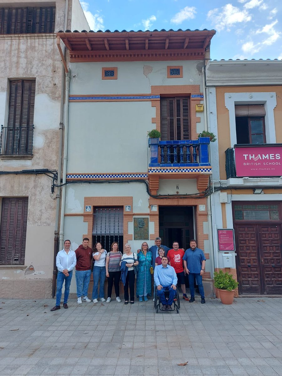 davidbonvehi's tweet photo. Avui acompanyant a la candidatura d’Ara Cerdanyola del Vallès , davant la casa natal de Jaume Mimó, historiador i alcalde repúblicà 1931-1933 . @AraPacteLocal https://t.co/4XgfdTc3DD