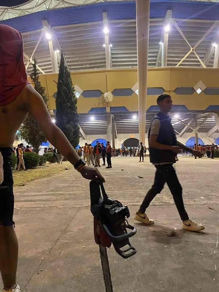 Fu-RpLLWIAI-fXA?format=jpg&name=medium