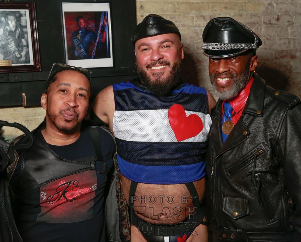 MrMDLeather2016's tweet photo. #TheMaster loves the MALE energy felt at @eaglenyc2 . #BDSM #KINK #FETISH #Leatherman #learhermen curative & HEALTHY #masculinity! https://t.co/3XqYkKW8Ed