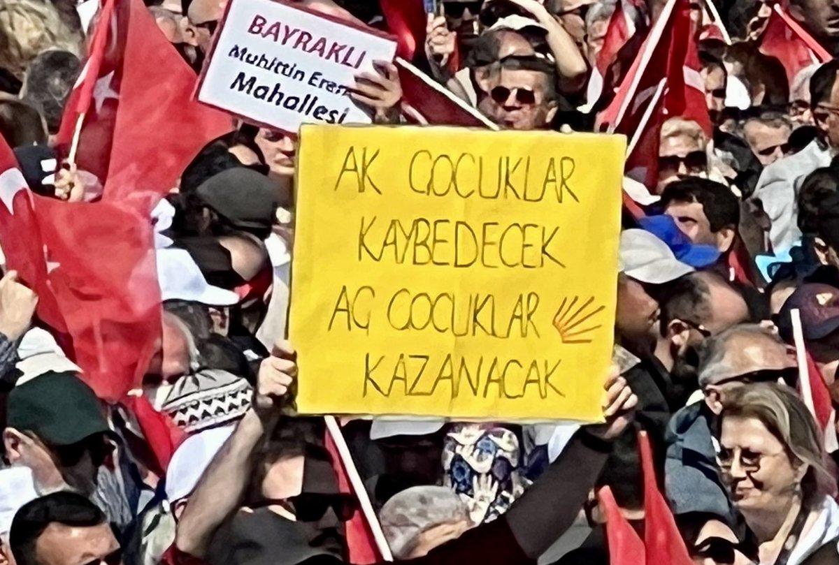 İzmirin daglarında çiçekler açar ... #izmir #izmirmitingi #kemalkilicdaroglu