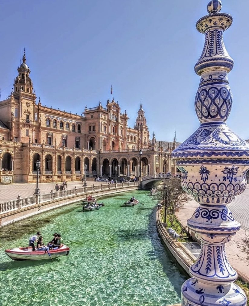 Exulansista's tweet photo. Sevilla, Spain https://t.co/EHODC84eWZ