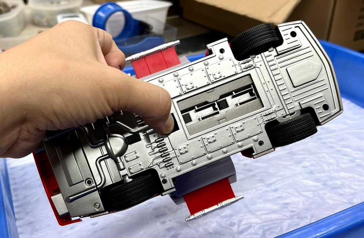 ramentoy1's tweet photo. Ma Ma Ma Ma KiNa #RedGullwing pre production sample photos via iPhone. Part 2 

DSLR Images as soon as Ace gets back to “Bravo Hotel”.

Preorder here 

https://t.co/0LnWtNaEDb

Delivery July 2023. https://t.co/eY3JXjiYhC