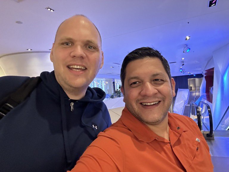 SuneThomsenDK's tweet image. @SeguraOSD and @SuneThomsenDK finally meet in-person at #MMSMOA 2023. - #OSDBuilder brought us together and we have been friends ever since 😃🙏