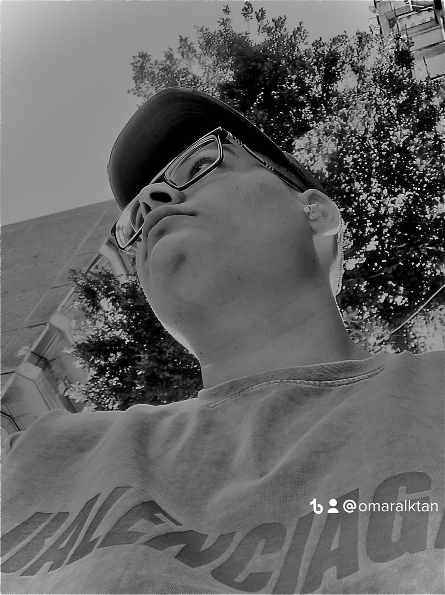 omaralktan2's tweet photo. 🤍🖤 https://t.co/nB4ftPHf4z