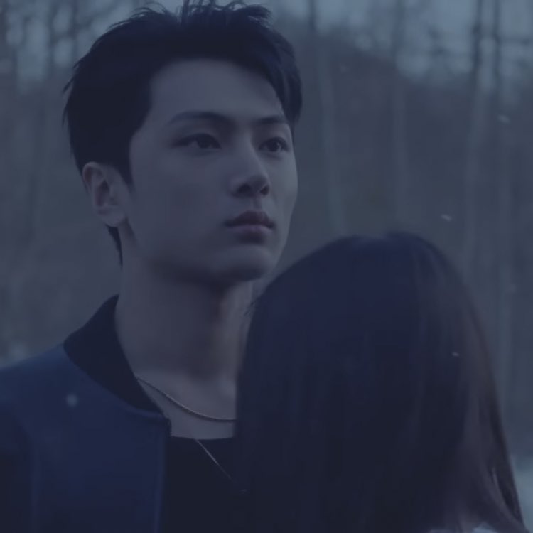 heeheelee2001's tweet photo. Scene bago ang sakuna 🙃🩸

#ENHYPEN_4thMiniAlbum #ENHYPEN #JAY #DARKBLOOD https://t.co/WpOV8NZ9B6