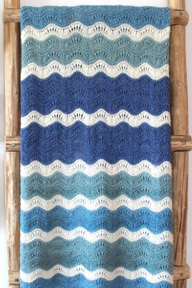 StudioKnitSF's tweet photo. NEW PATTERN 💖 Mavericks Wave Ripple Knitted Blanket is a beautifully light and airy design offered in six sizes with alternating shades of colors. https://t.co/hoUQNhqMkE https://t.co/5kHEMFGcXw