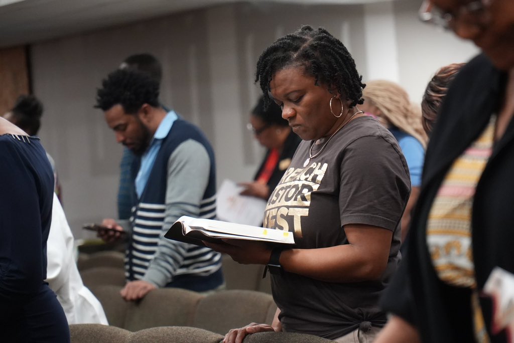 SylvesterTurner's tweet image. Your name is holy. Your name is great. We come before Your presence with praises for Your name is to be praised. 

He’s always there and I know he will be right on time. #IAmTCWW @TCWWHouston