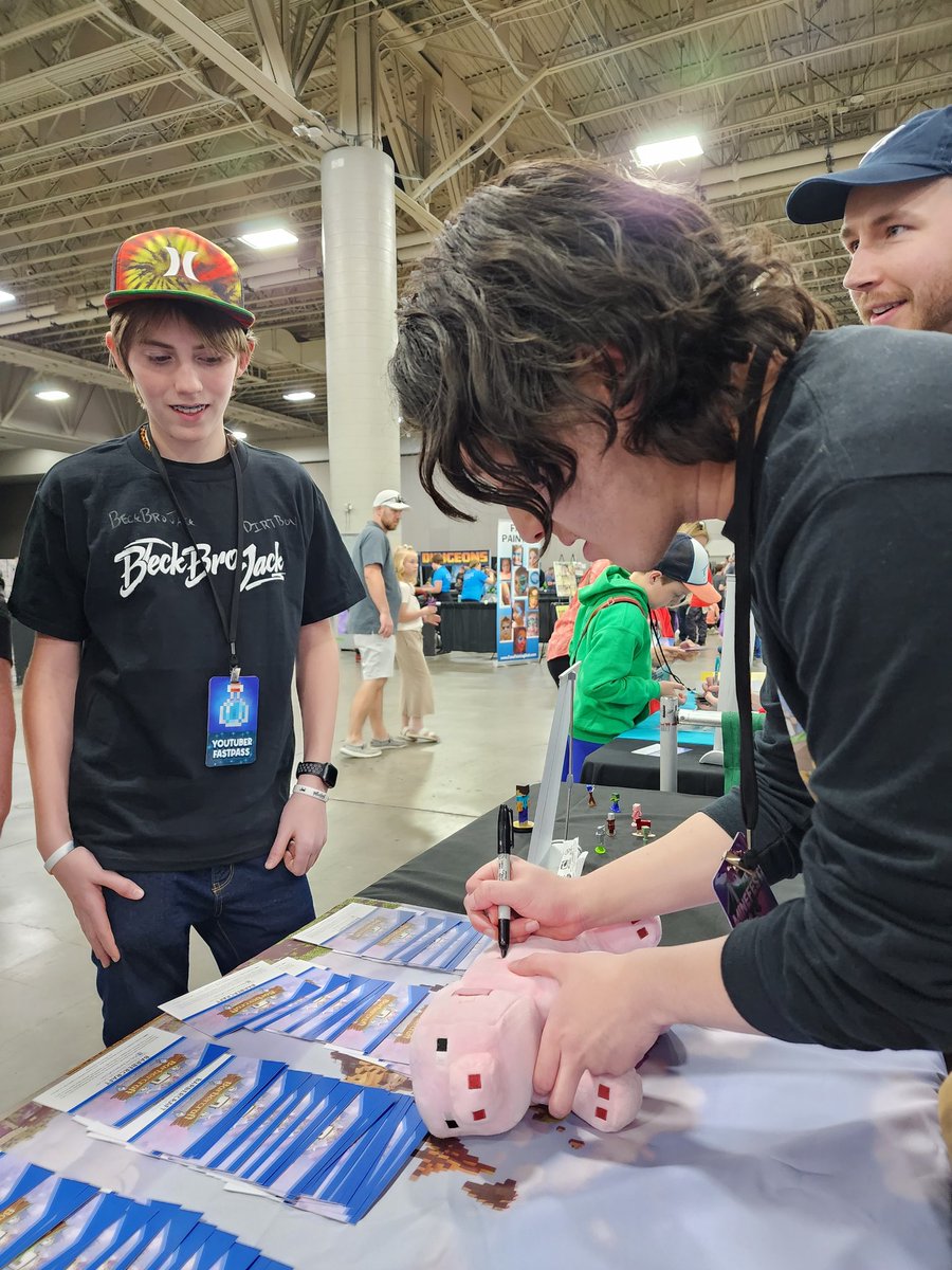 THANK YOU SALT LAKE CITY! SEE YOU AGAIN SOON! 😎 HUGE THANKS TO <a href="/minefest_us/">BlocksCon</a> FOR HAVING US OUT