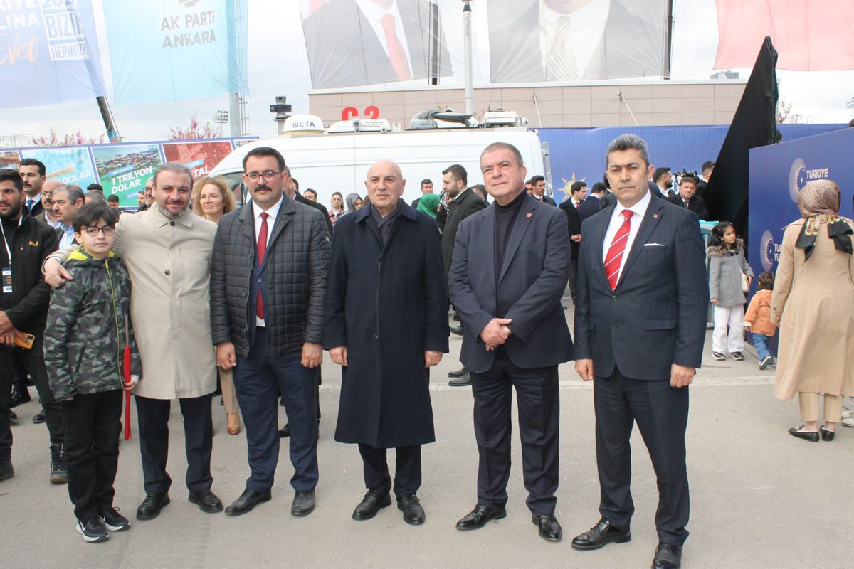 zafercoktan's tweet photo. Muhteşem Ankara ! 
Muhteşem Keçiören ! https://t.co/C4eLs0wNuV