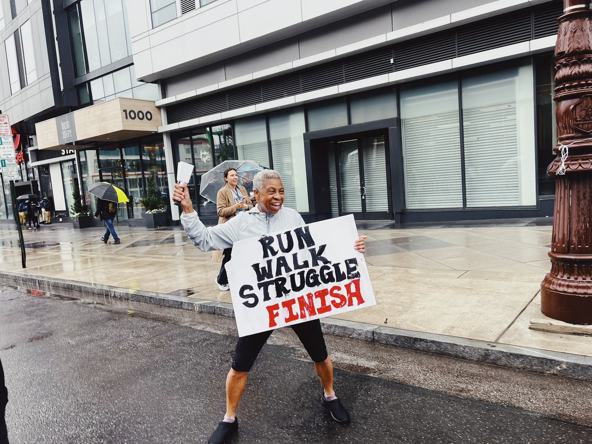 Mahogany_Mama's tweet photo. Run.
Walk.
Struggle.
FINISH.
#BroadStRun https://t.co/FFkoaZqAsT