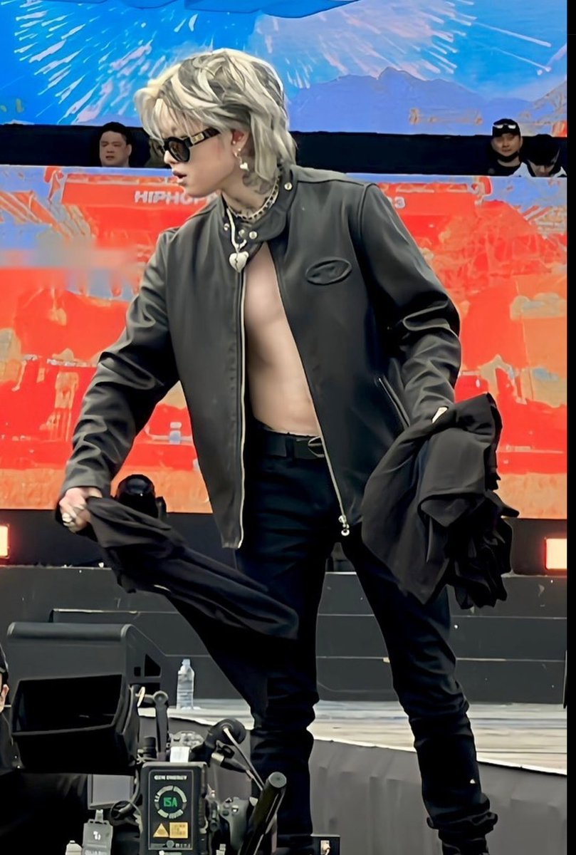 AshHourly's tweet photo. https://t.co/140eGdLVAS