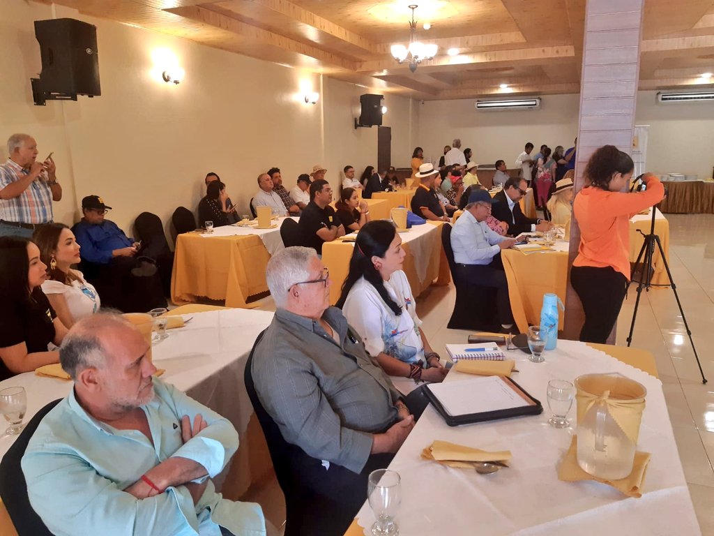 SPIApanama's tweet image. En estos momentos en cortesía de sala la Comisión de Automatización, Digitalización y Optimización de Procesos @SPIApanama, junto a la empresa NANOTEC, participa de la Primera Asamblea General #SPIA, periodo 2023-2024, evento que se lleva adelante en la región de Azuero.