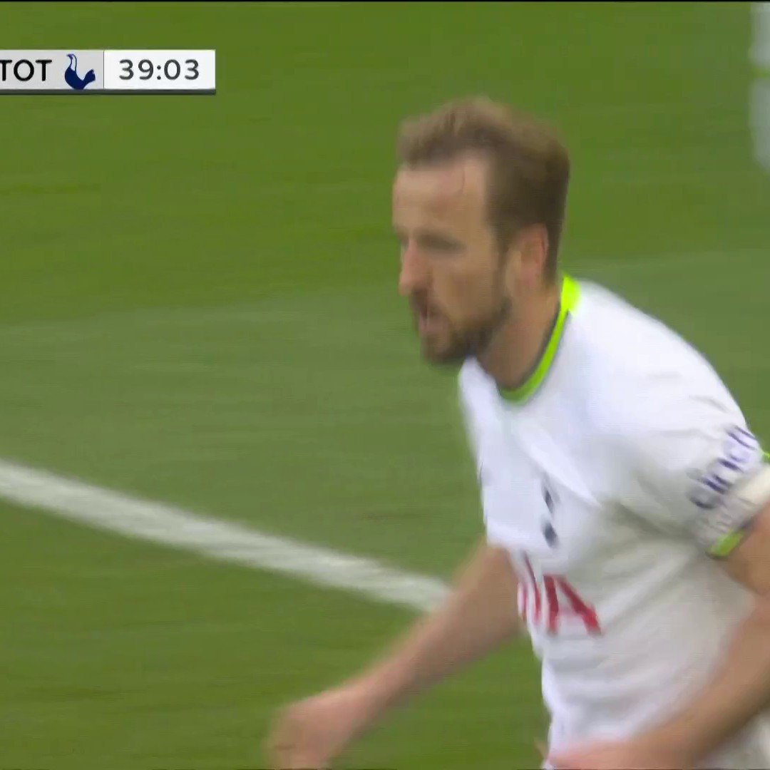  #LIVTOT”