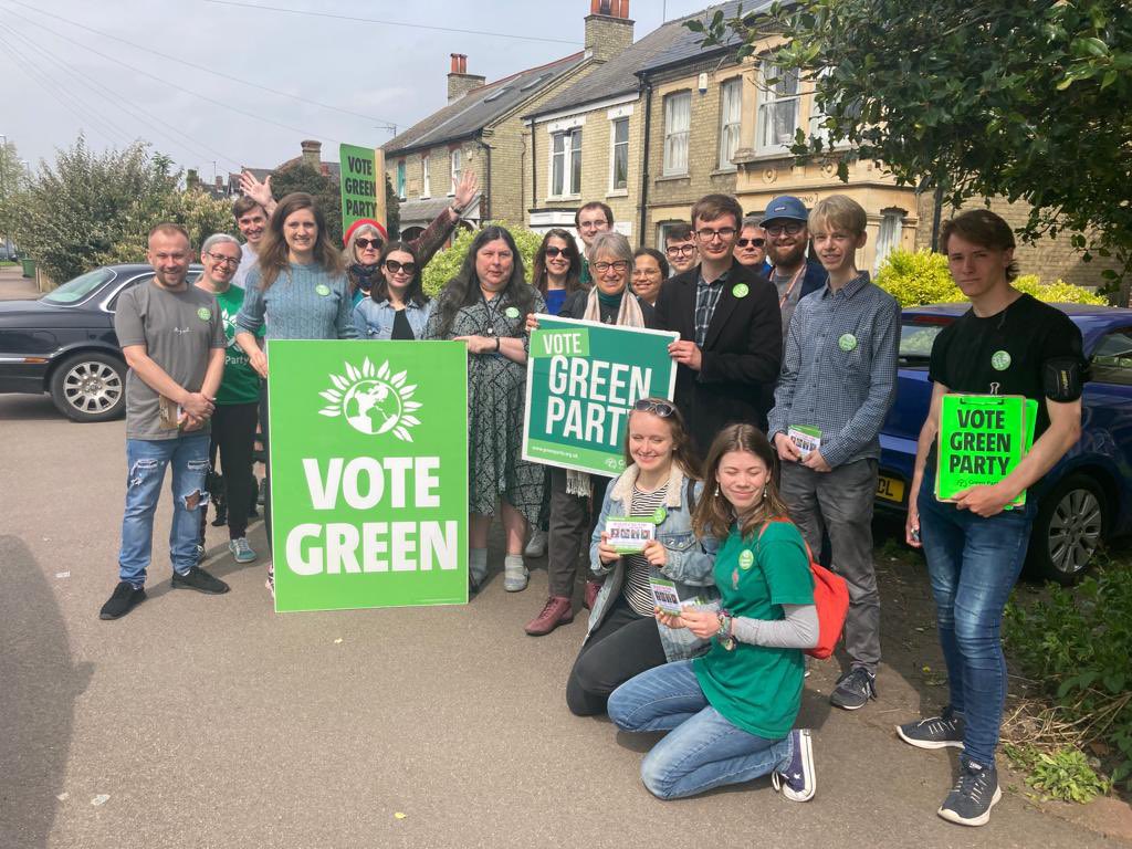 Greens4A's tweet photo. A fantastic day canvassing in Abbey with our ace candidate for this years #LocalElections2023 Elliot Tong. We were joined by many volunteers including inspirational former @TheGreenParty Leader @natalieben and excellent canine supporter Bella! 💚✅🐾

https://t.co/NWwuXrYCOn https://t.co/UiEoMNJdm6
