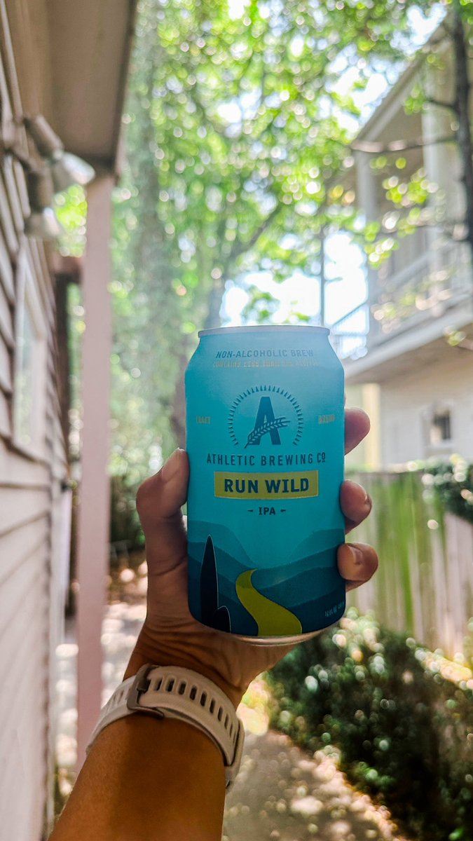 Vanessa92567984's tweet image. Back in the Big East with my favorite #fitforalltimes #athleticbrewing