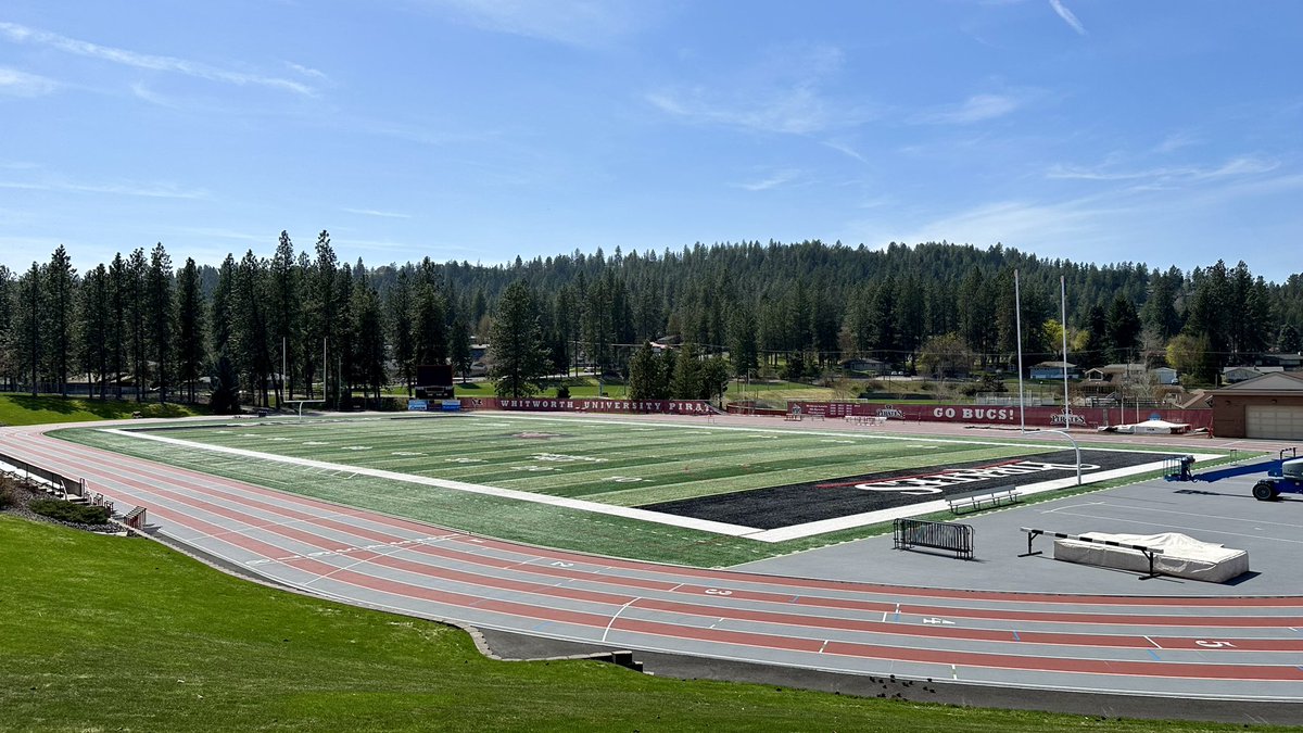 College Football Campus Tour tweet media