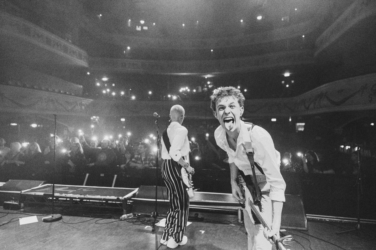 TheMercians's tweet image. Well that’s the Uk leg of the tour done. 16 dates in a month, it’s been an absolute honour and we cannot wait to do it again. Huge love to everyone that’s come to see us, we’ll see you all very soon💙