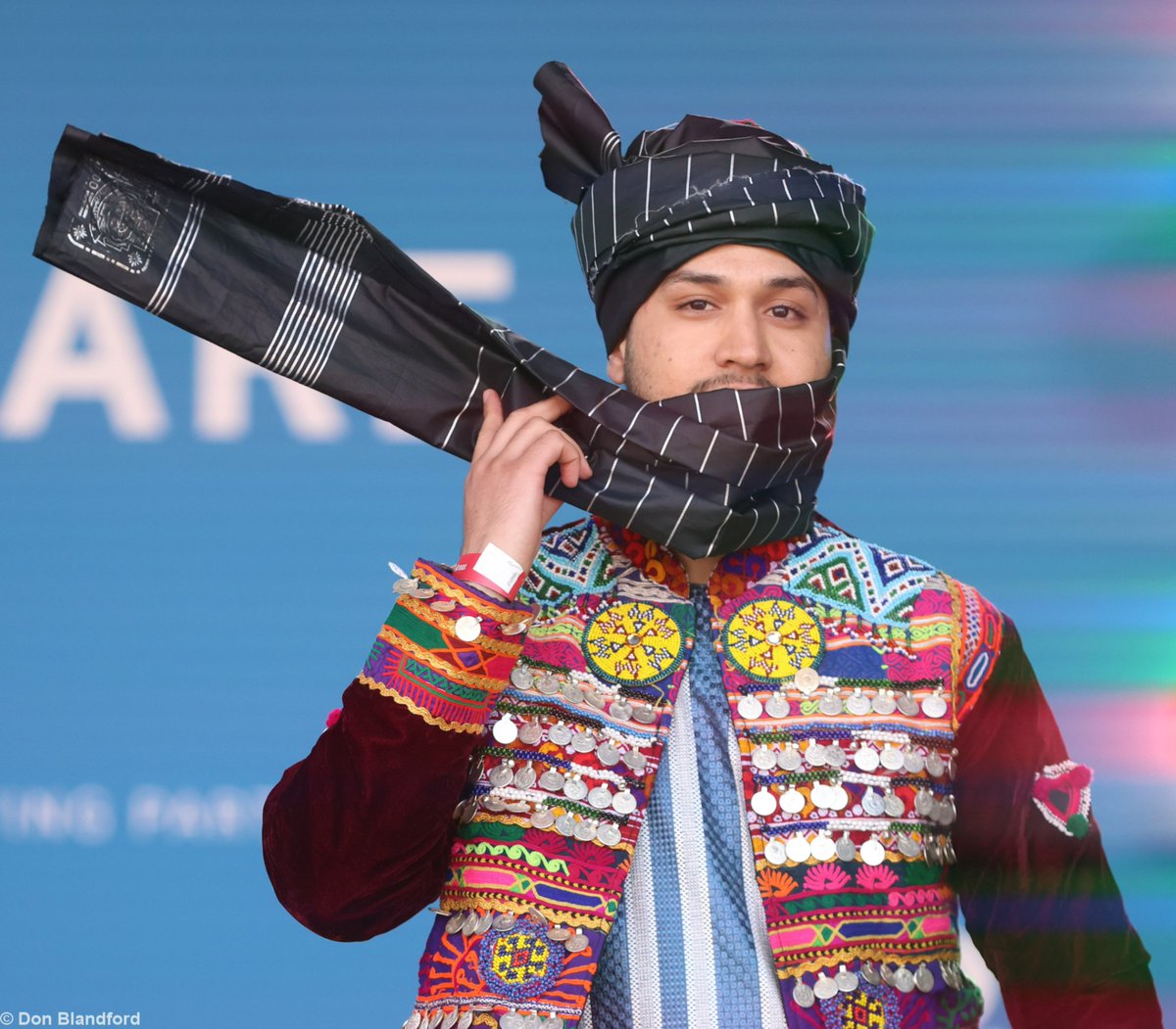 snapperchap's tweet photo. More snaps of the beautiful people at Eid In The Square 2023, Trafalgar Square, London 29-04-2023 @MayorofLondon @LDN_Culture #eidinthesquare @ariana_magazine @culturalstylewk @CulturalFashArt https://t.co/PMXT3plp19