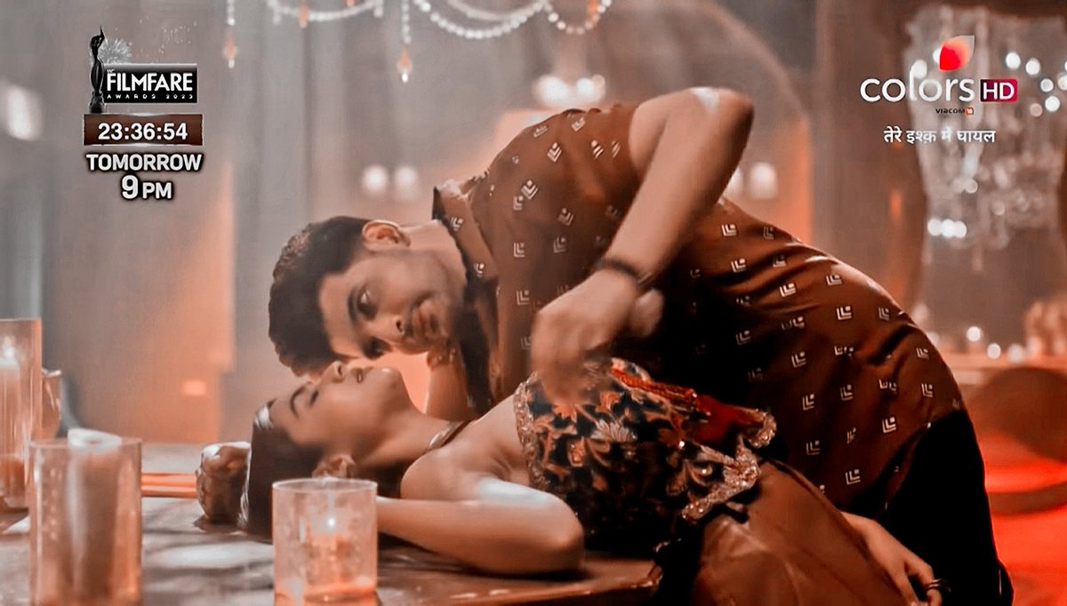 stalkmefantasyy's tweet photo. Ufff this moment was so stunning 
Veer swag with broken heart 💔 uff

#KaranKundrra @kkundrra #TereIshqMeinGhayal https://t.co/JjjXn4OpxC