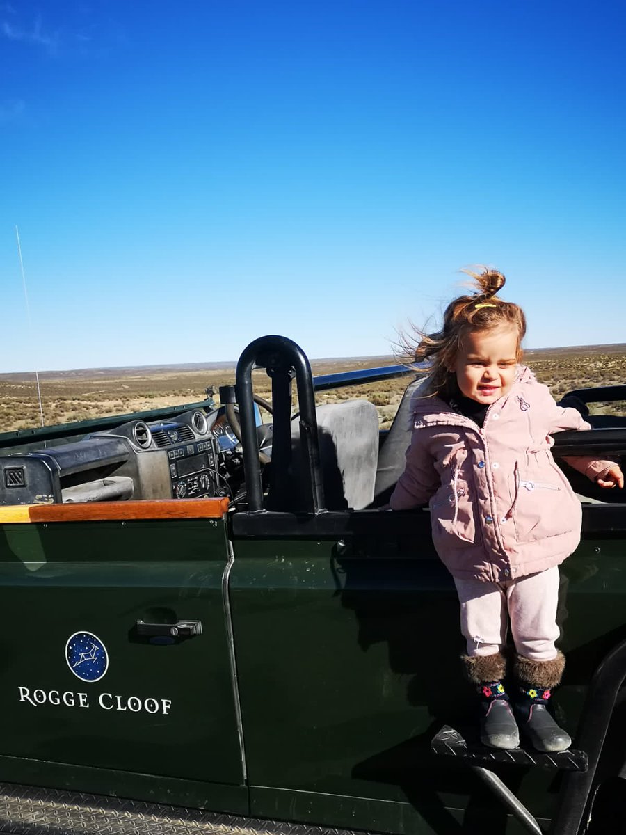 5starstories's tweet photo. Out on a nature drive at Rogge Cloof - having fun exploring the vast the Karoo, learning about the interesting fauna and flora of the area, and creating fantastic family memories.

Thanks @CapeCR for a fab stay!

#capecountryroutes #roggecloof https://t.co/CaCxf66UTW