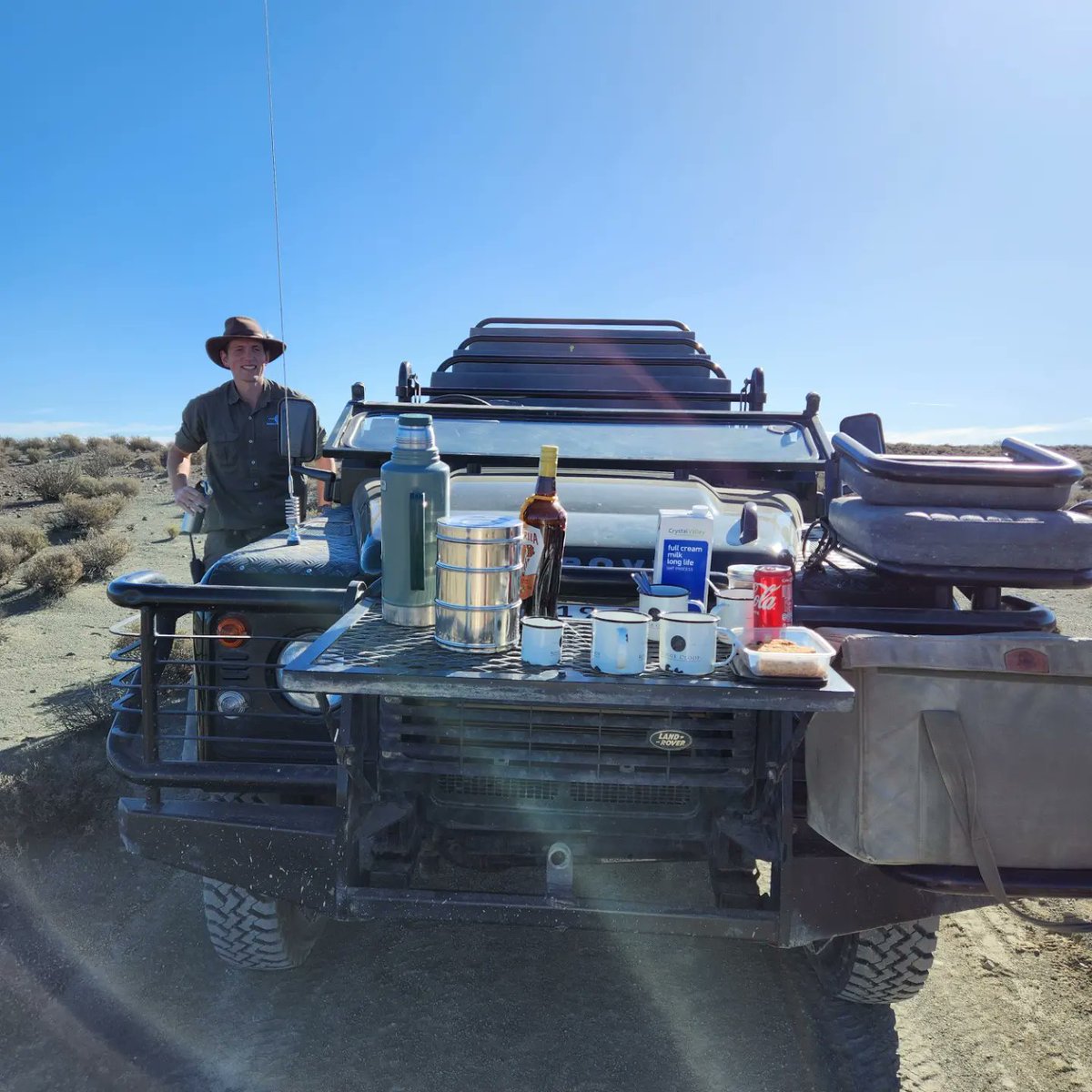 5starstories's tweet photo. Out on a nature drive at Rogge Cloof - having fun exploring the vast the Karoo, learning about the interesting fauna and flora of the area, and creating fantastic family memories.

Thanks @CapeCR for a fab stay!

#capecountryroutes #roggecloof https://t.co/CaCxf66UTW