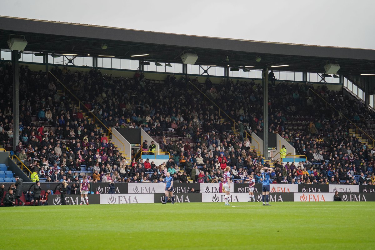 A huge thank you to the 2,967 of you who turned out to watch the Claret Women at Turf Moor today! 👏 

Your support is massively appreciated! 🙌  

#BURFEDS