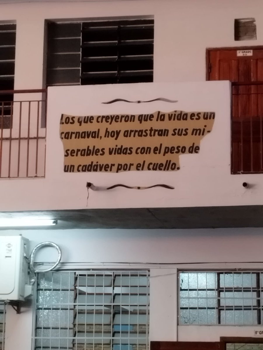 gabriux's tweet photo. Re tranqui los mensajes en los colegios de votación. https://t.co/q4UXcbFtUx