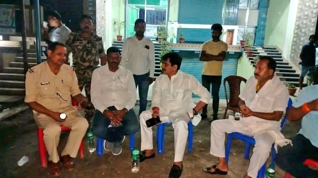 YadavSubhashRjd's tweet photo. कोडरमा https://t.co/nyrCueVBMR